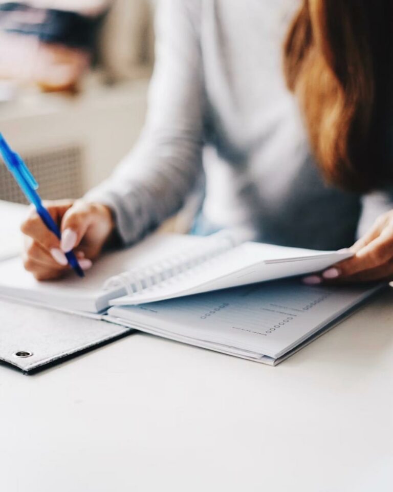 Lire la suite à propos de l’article Fiche de révision auxiliaire de puériculture : guide IFAP